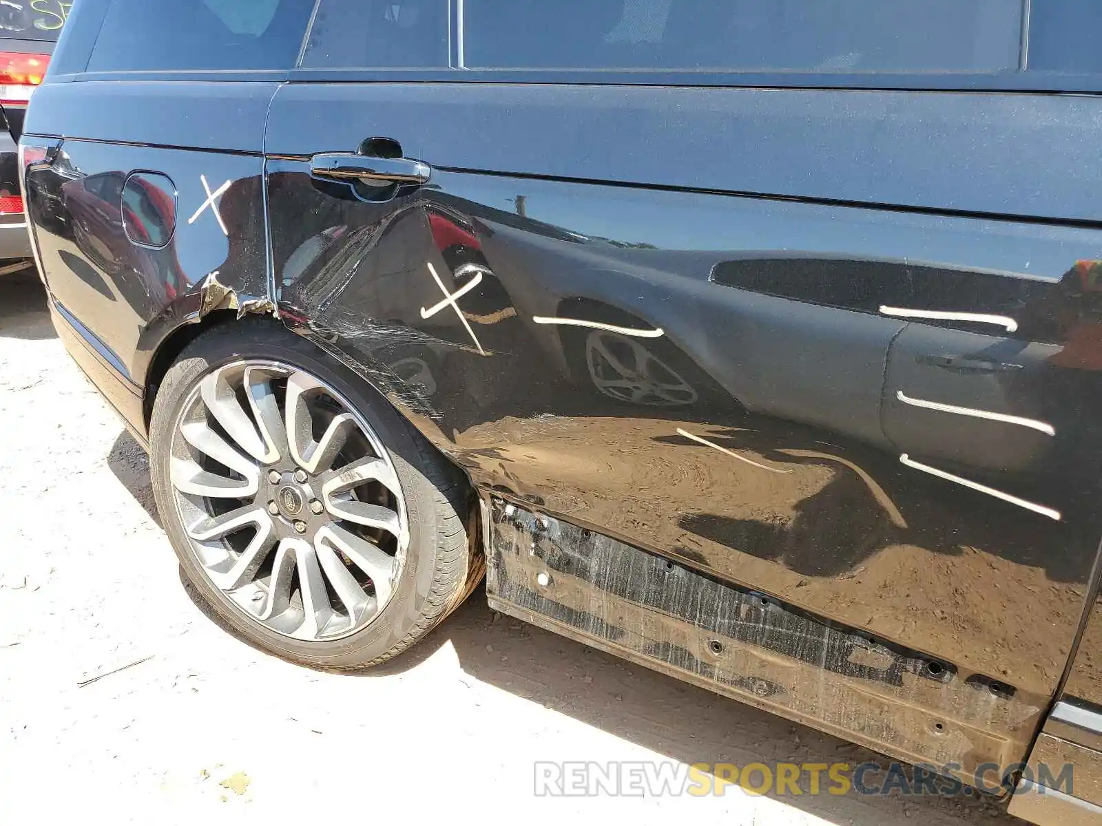 9 Photograph of a damaged car SALGS5RE9KA546953 LAND ROVER RANGEROVER 2019