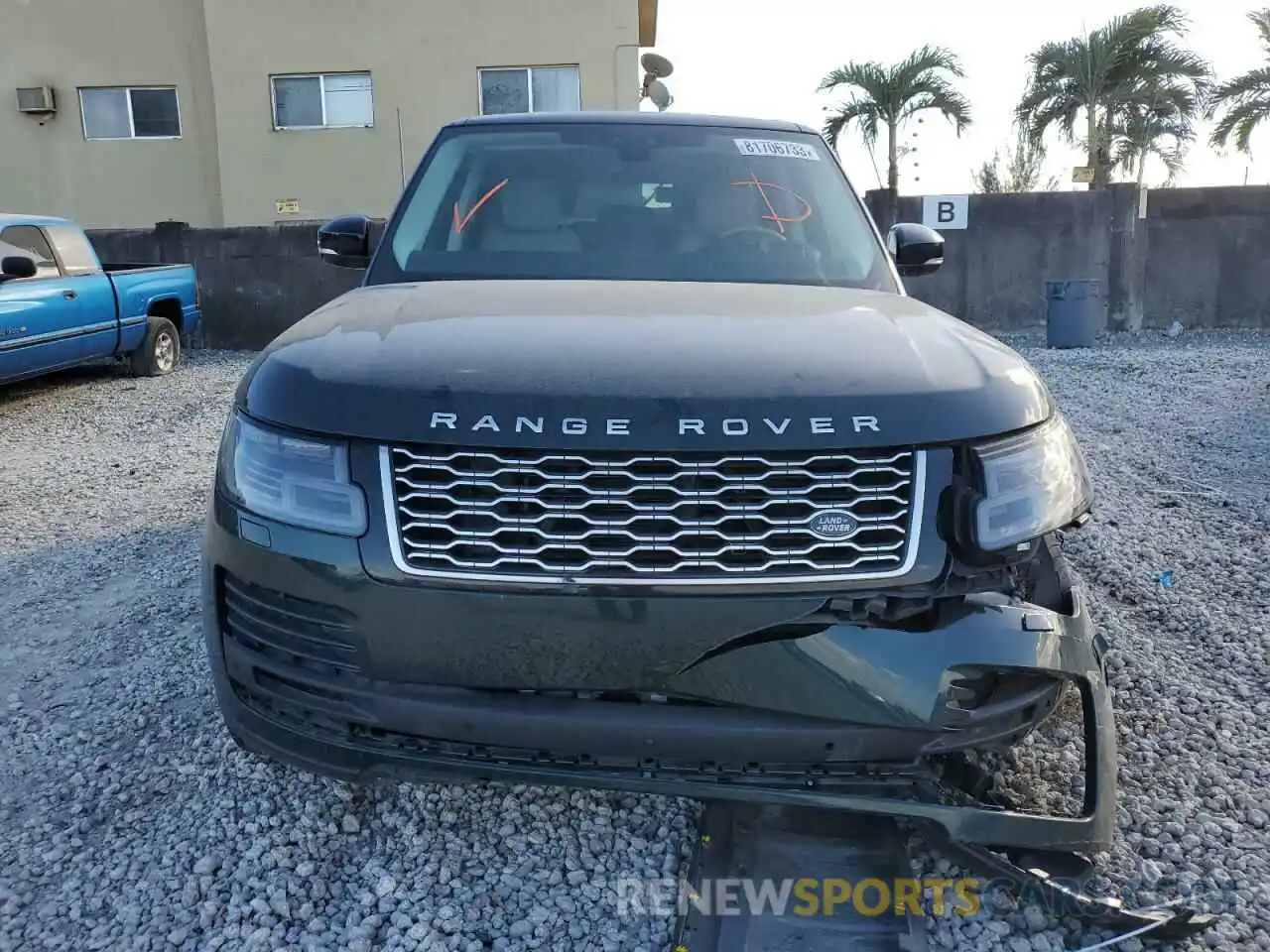 5 Photograph of a damaged car SALGV2RE0KA524104 LAND ROVER RANGEROVER 2019