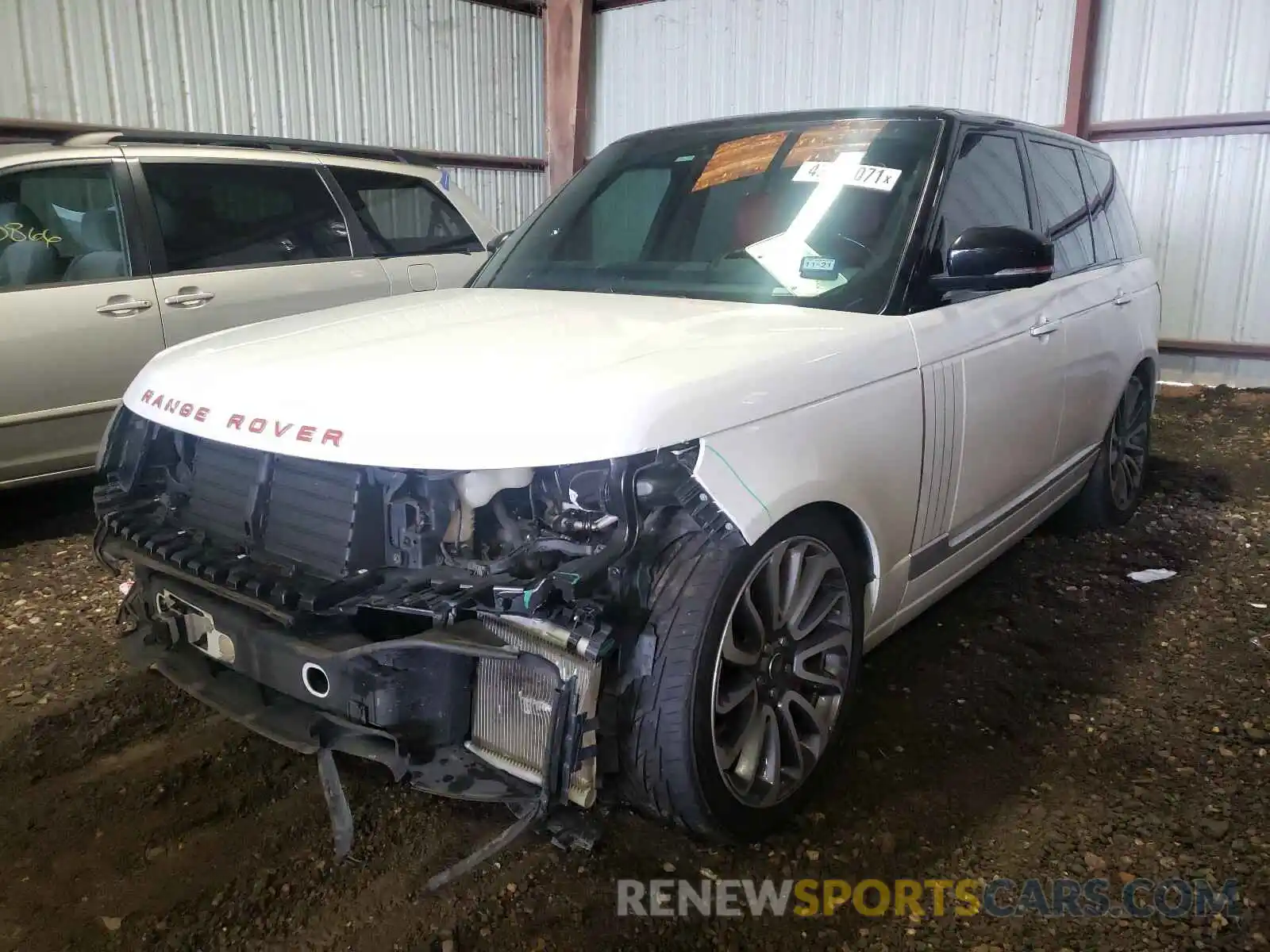 2 Photograph of a damaged car SALGV2RE7KA537268 LAND ROVER RANGEROVER 2019