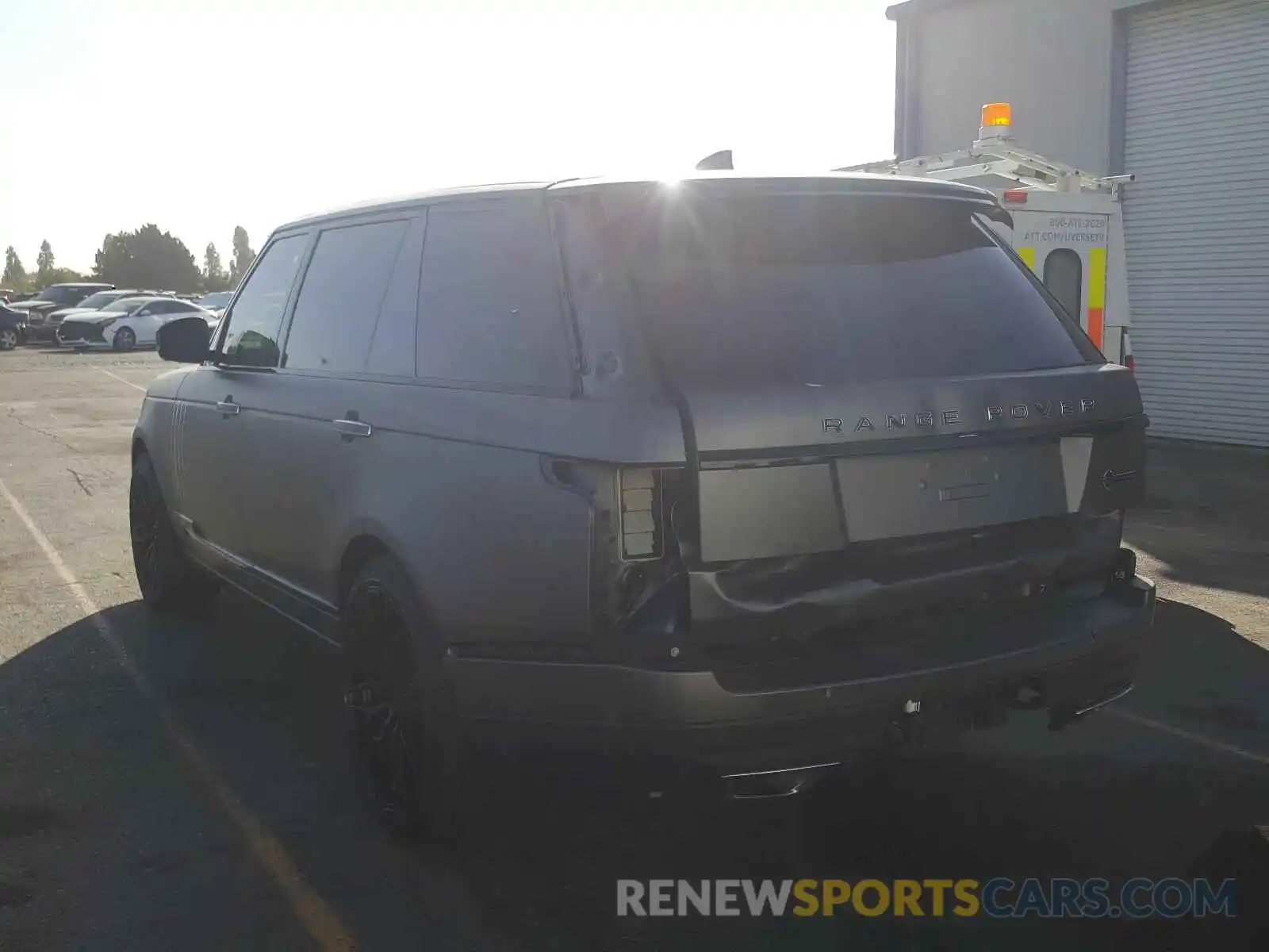 3 Photograph of a damaged car SALGW5SE3KA566064 LAND ROVER RANGEROVER 2019