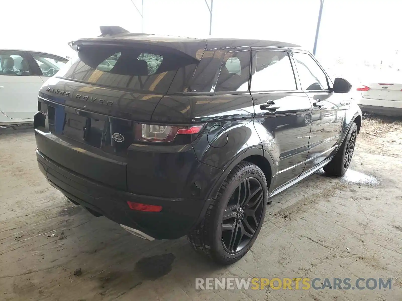 4 Photograph of a damaged car SALVC2RX0KH328797 LAND ROVER RANGEROVER 2019