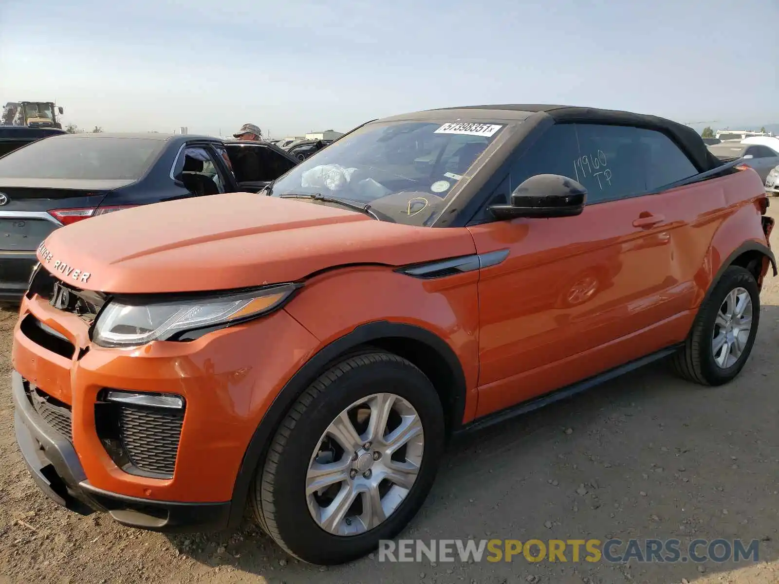 2 Photograph of a damaged car SALVC5RX1KH345139 LAND ROVER RANGEROVER 2019