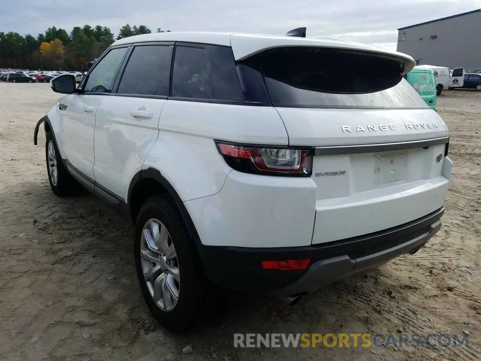 3 Фотография поврежденного автомобиля SALVP2RX0KH350559 LAND ROVER RANGEROVER 2019