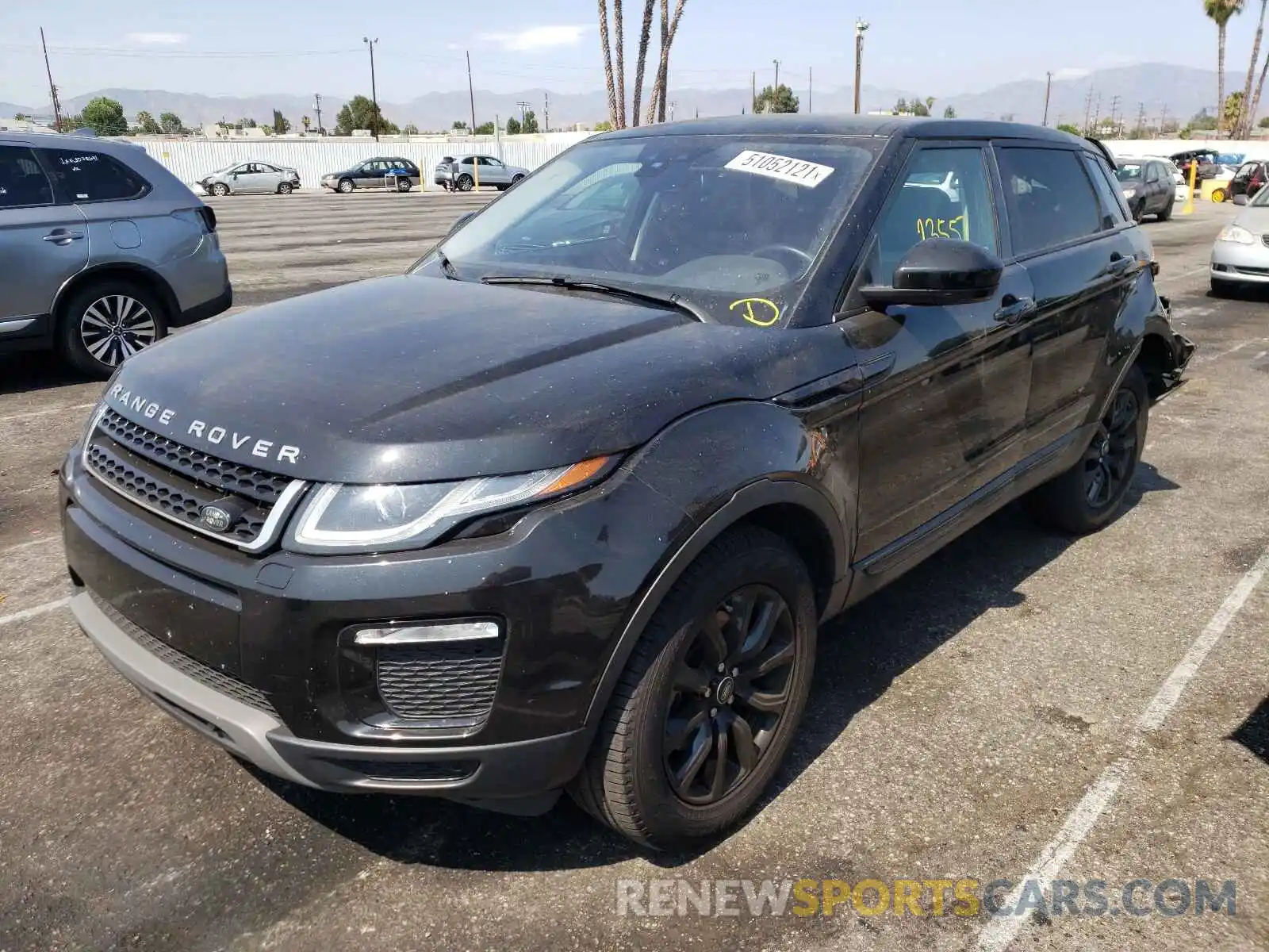 2 Photograph of a damaged car SALVP2RX1KH329946 LAND ROVER RANGEROVER 2019