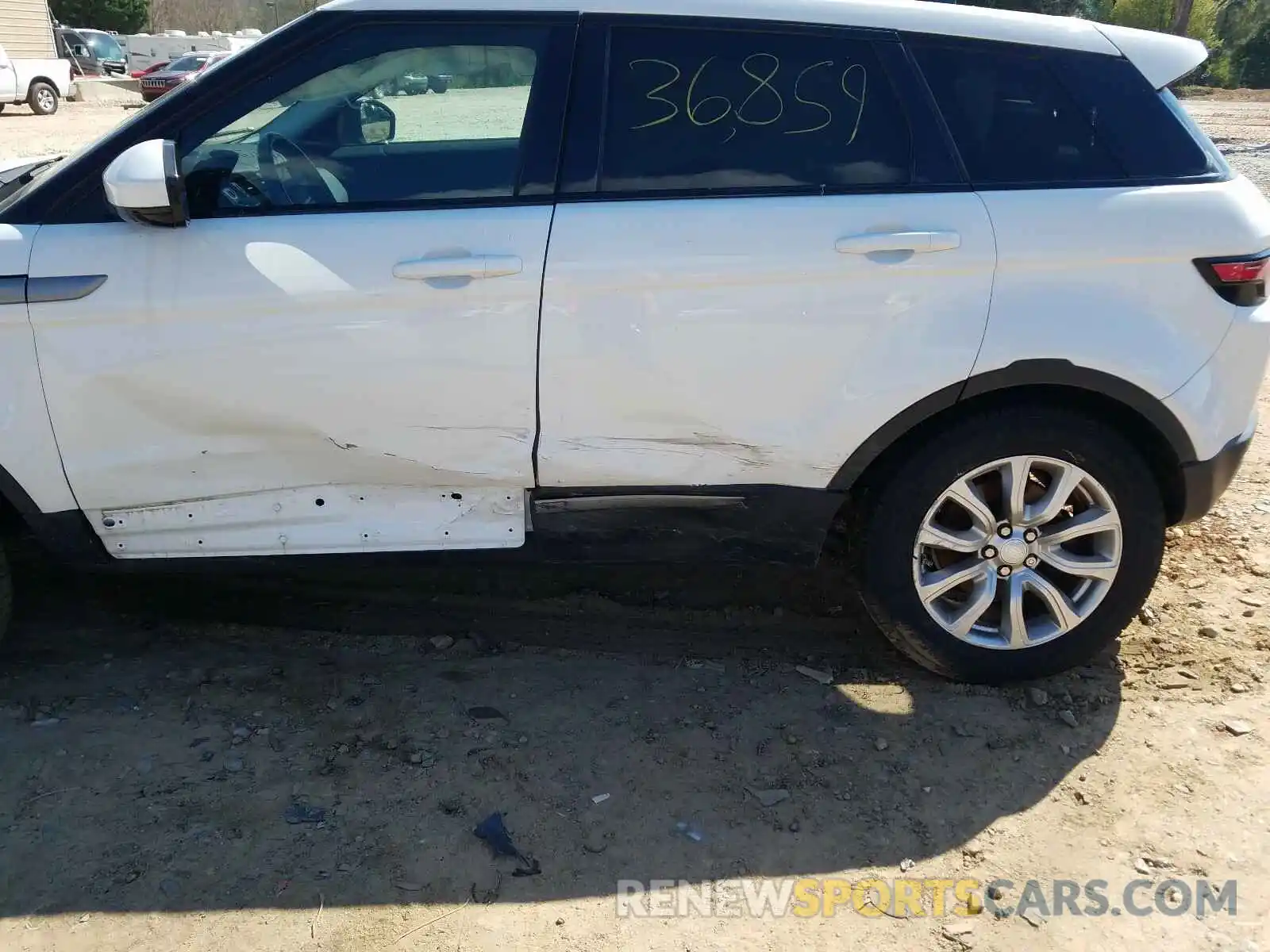 9 Photograph of a damaged car SALVP2RX1KH332829 LAND ROVER RANGEROVER 2019