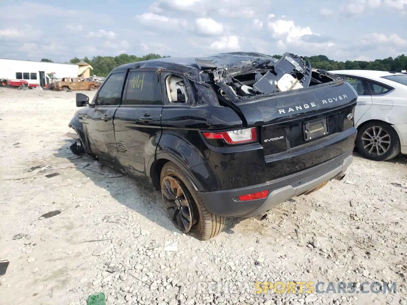 3 Фотография поврежденного автомобиля SALVP2RX3KH328247 LAND ROVER RANGEROVER 2019