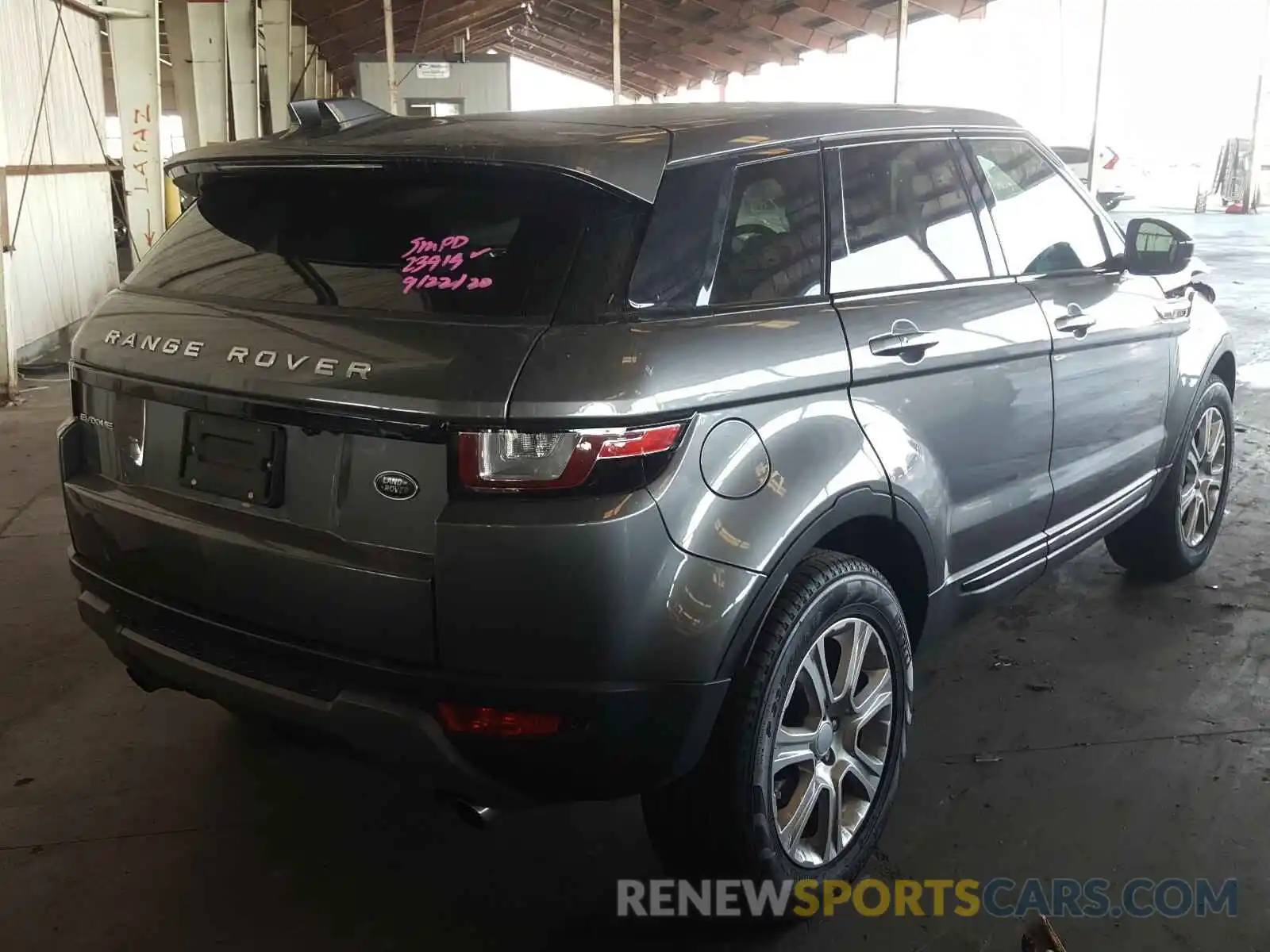 4 Фотография поврежденного автомобиля SALVP2RX3KH329723 LAND ROVER RANGEROVER 2019