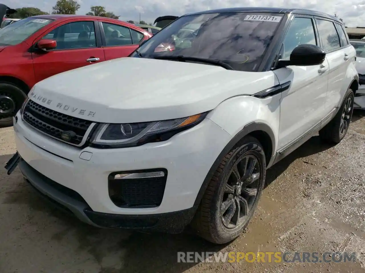 2 Фотография поврежденного автомобиля SALVP2RX4KH337989 LAND ROVER RANGEROVER 2019