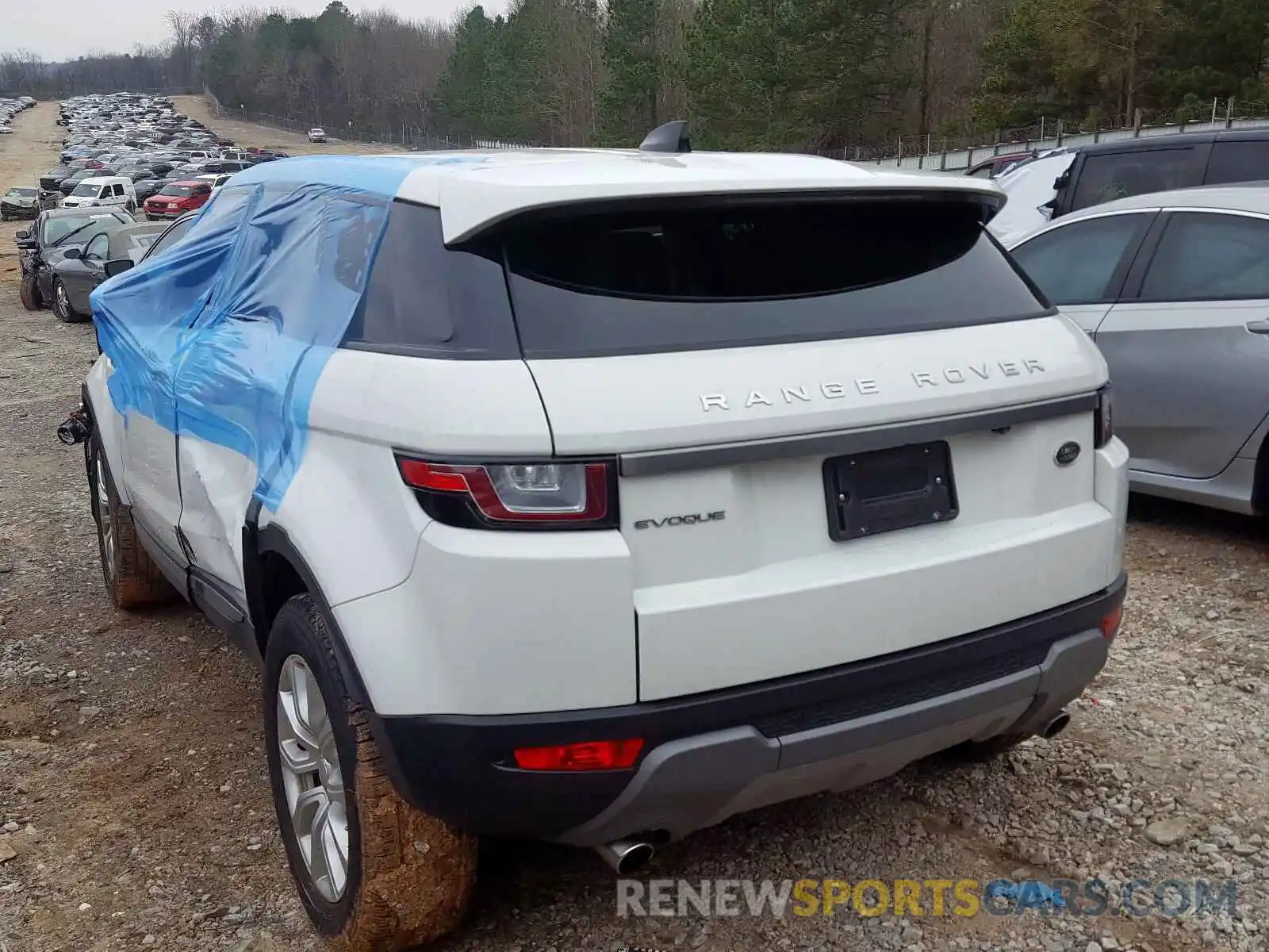 3 Photograph of a damaged car SALVP2RX4KH346983 LAND ROVER RANGEROVER 2019