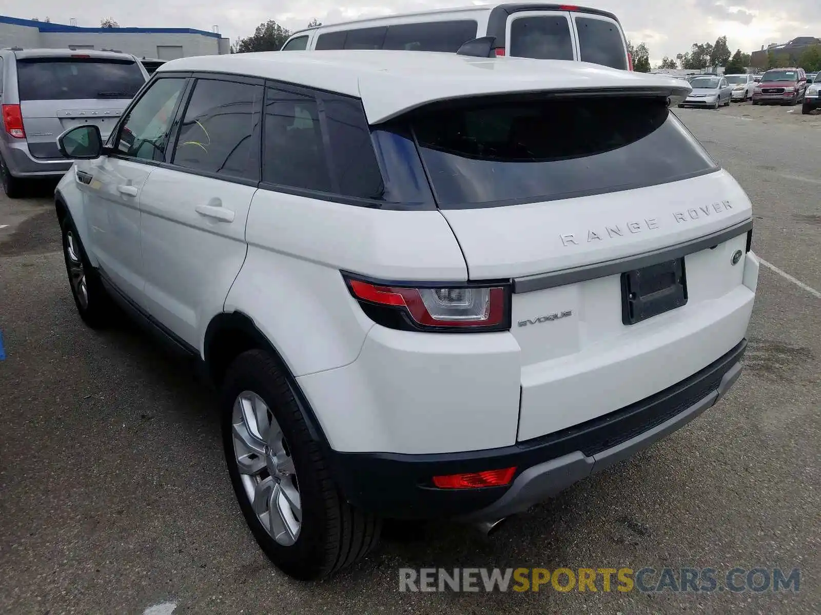 3 Photograph of a damaged car SALVP2RX5KH340352 LAND ROVER RANGEROVER 2019