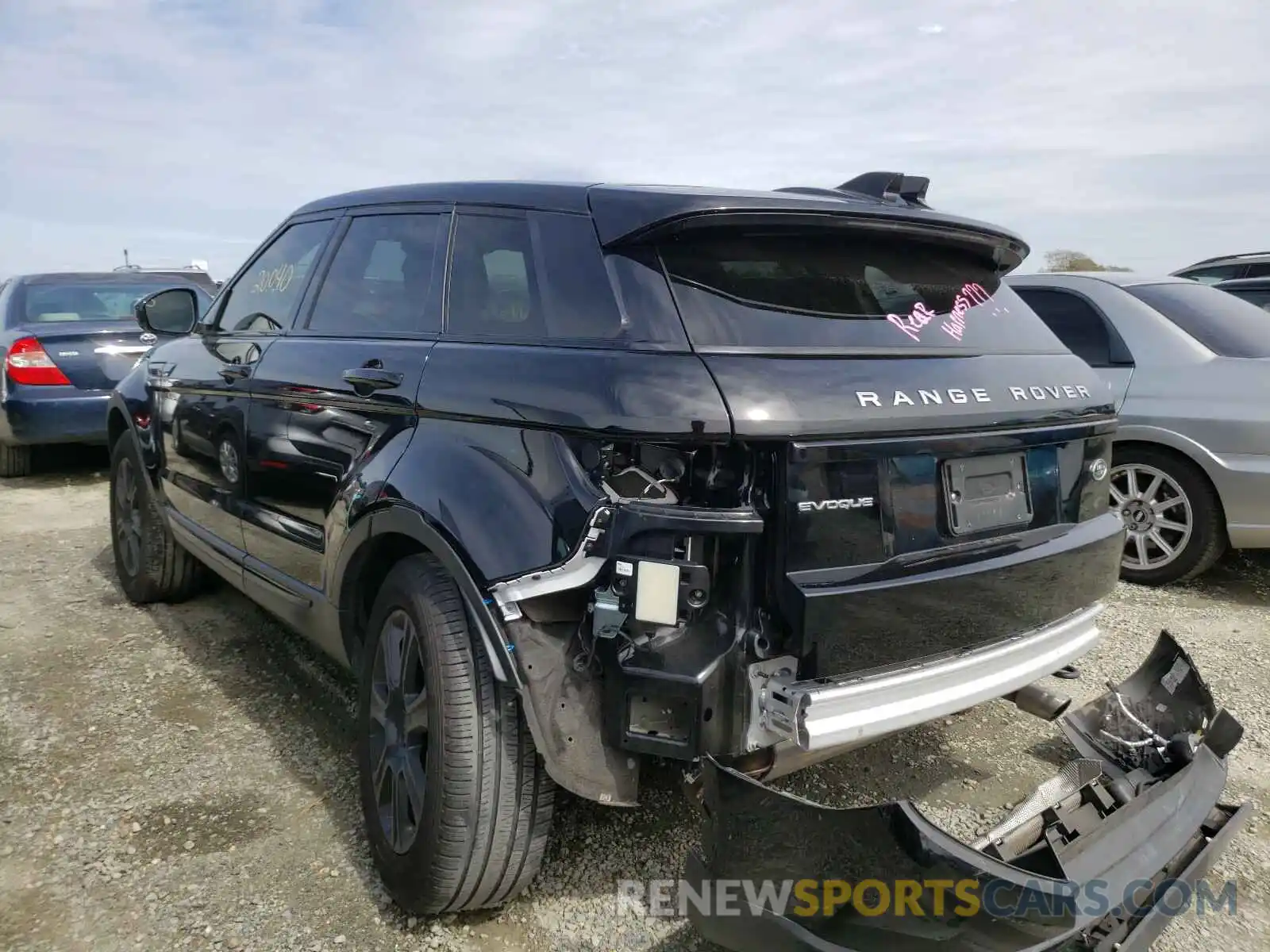 3 Photograph of a damaged car SALVP2RX5KH345468 LAND ROVER RANGEROVER 2019