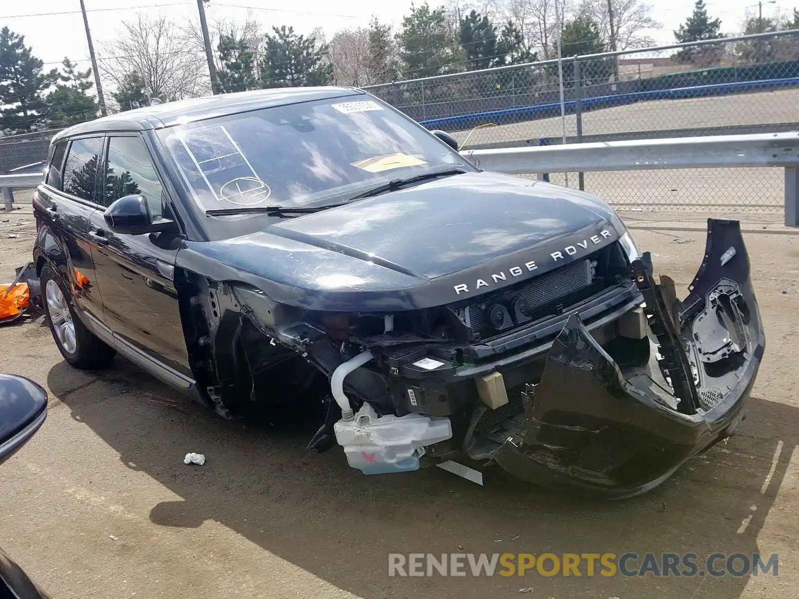 1 Photograph of a damaged car SALVP2RX5KH347544 LAND ROVER RANGEROVER 2019