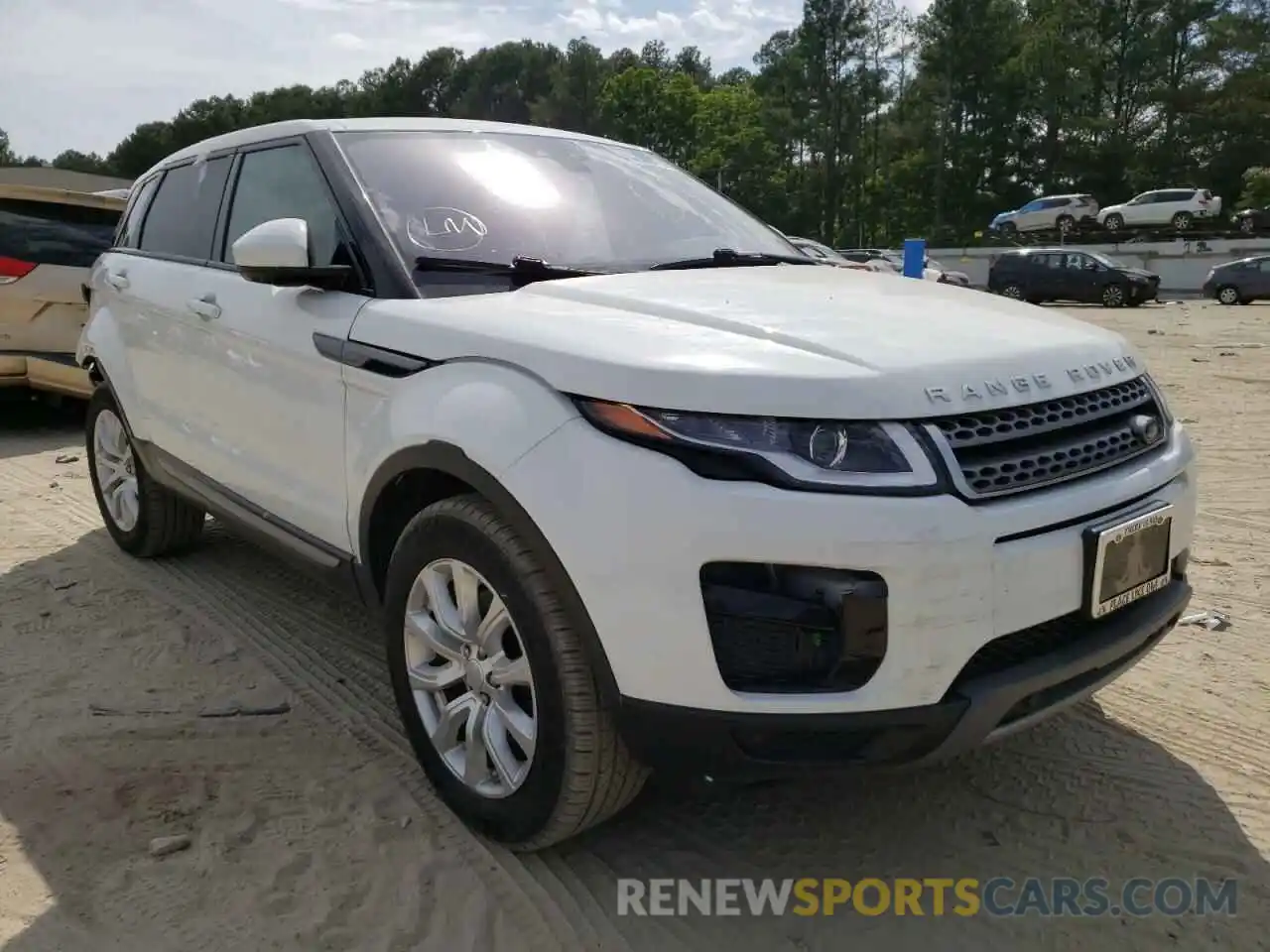 1 Фотография поврежденного автомобиля SALVP2RX6KH330395 LAND ROVER RANGEROVER 2019