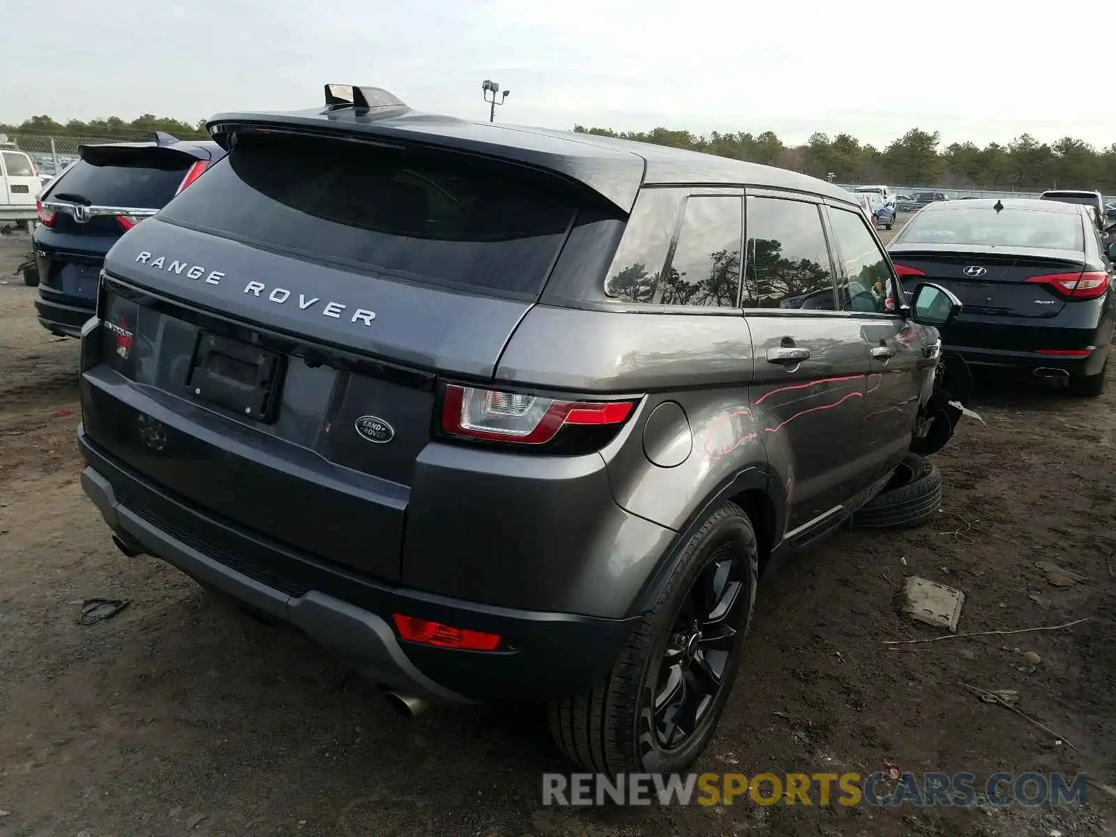 4 Фотография поврежденного автомобиля SALVP2RX6KH350260 LAND ROVER RANGEROVER 2019