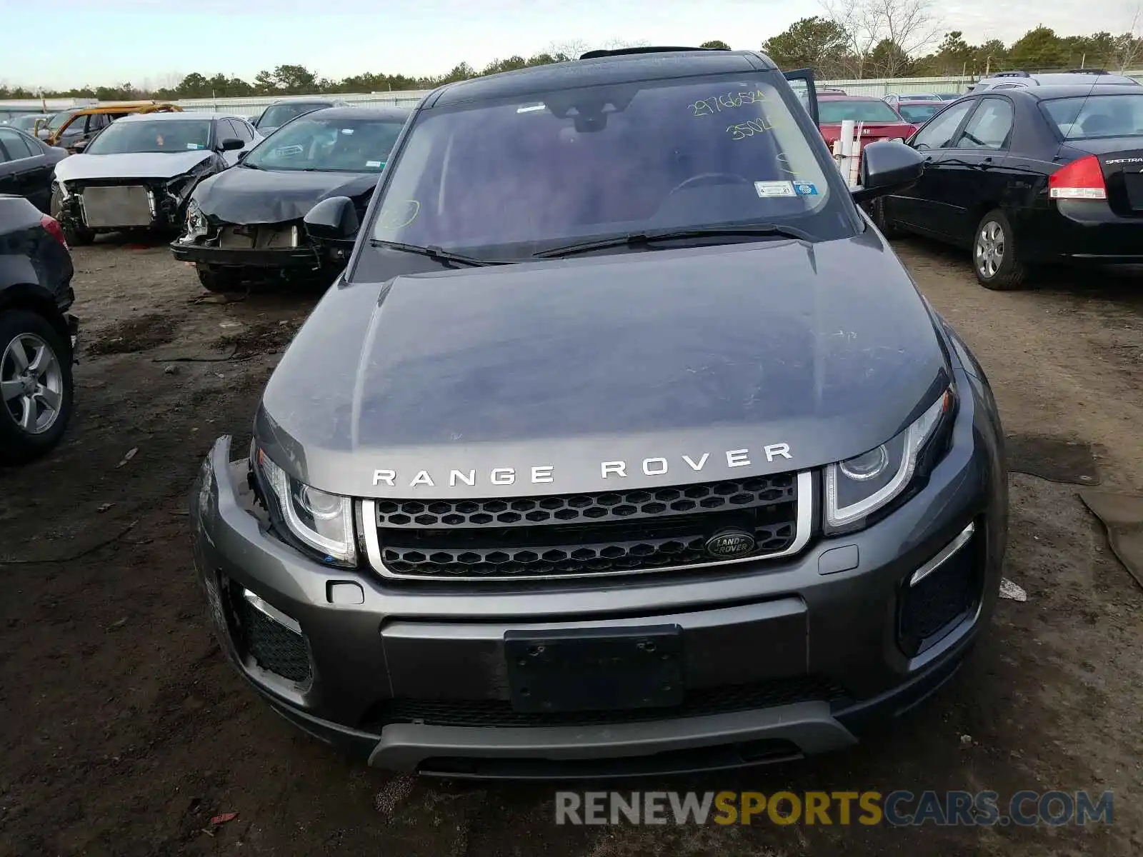 9 Фотография поврежденного автомобиля SALVP2RX6KH350260 LAND ROVER RANGEROVER 2019