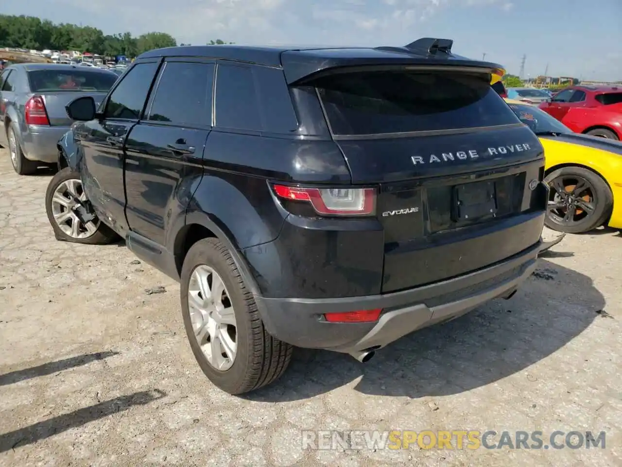 3 Photograph of a damaged car SALVP2RX7KH331412 LAND ROVER RANGEROVER 2019