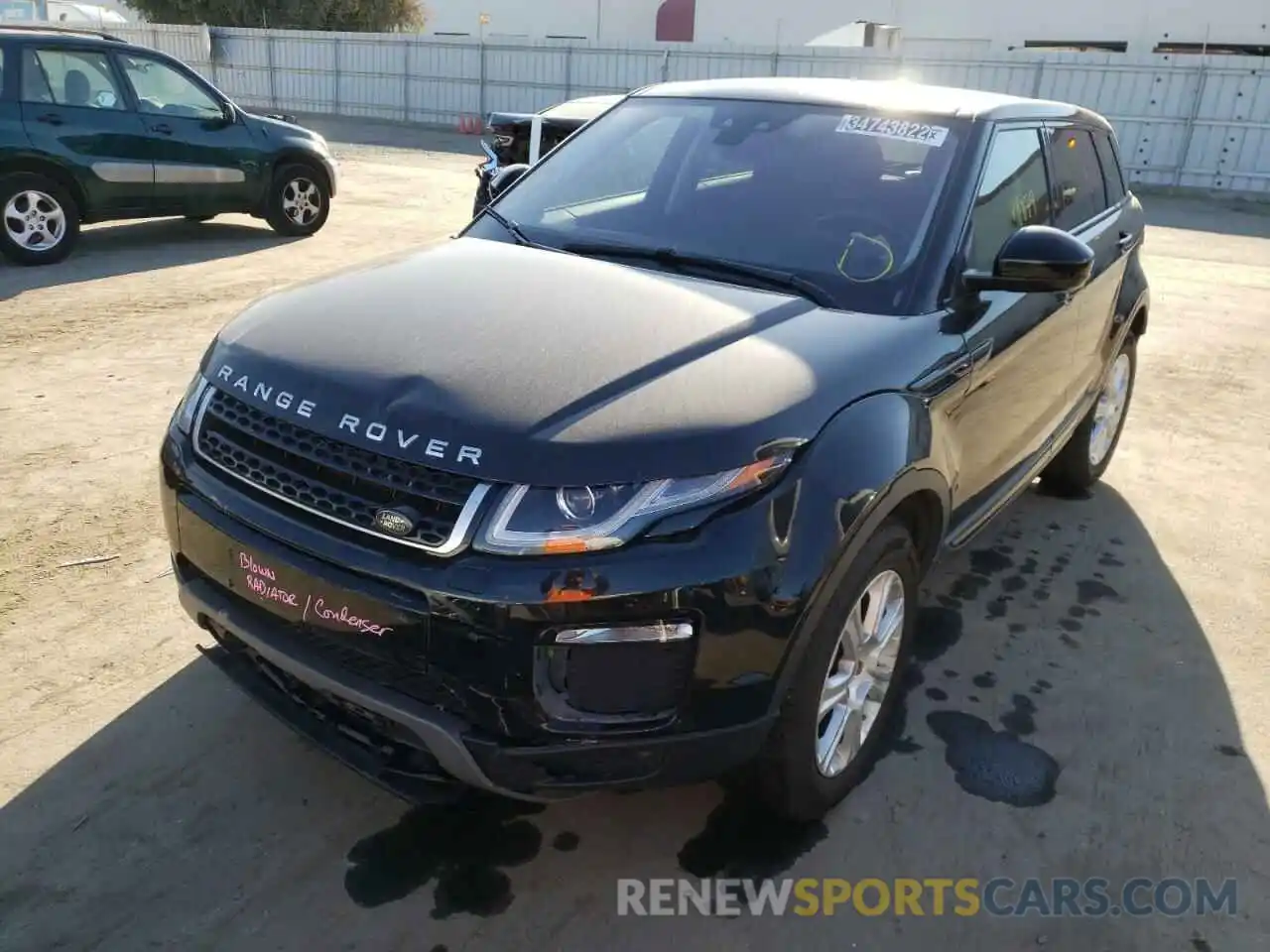 2 Photograph of a damaged car SALVP2RX7KH348310 LAND ROVER RANGEROVER 2019