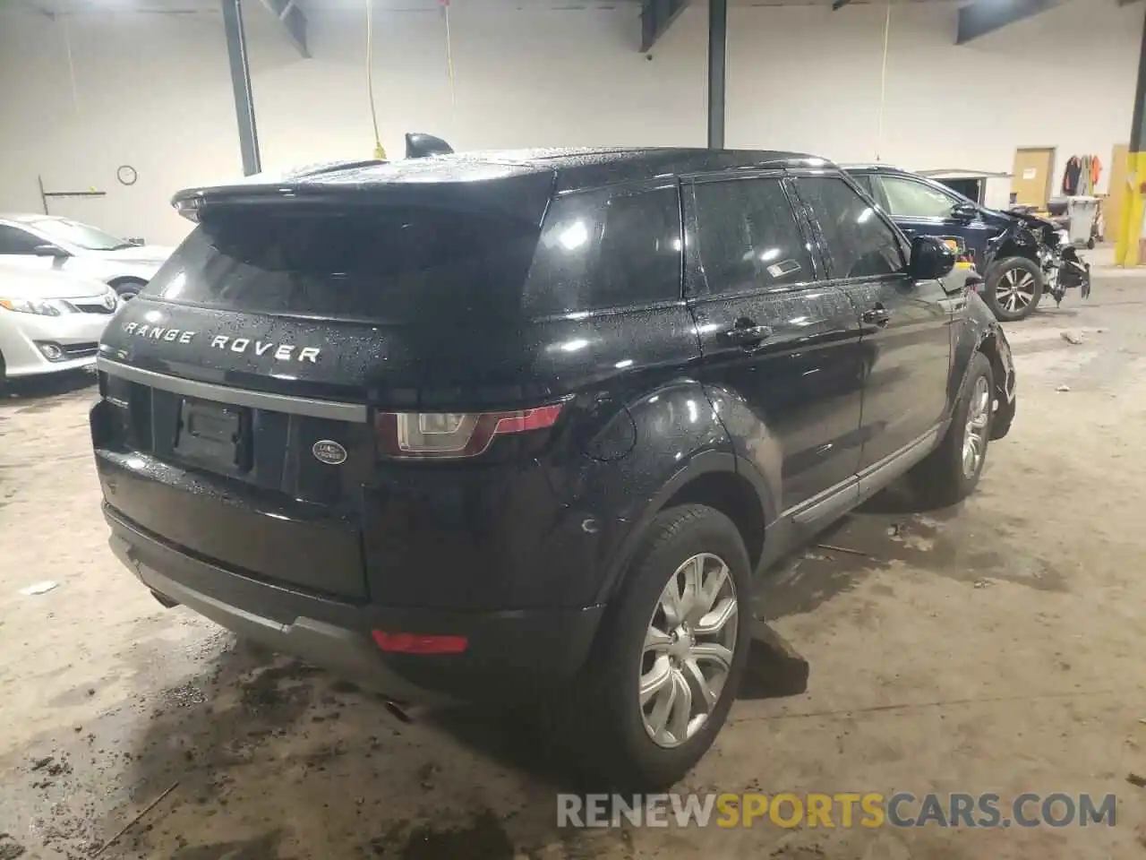 4 Фотография поврежденного автомобиля SALVP2RX9KH329337 LAND ROVER RANGEROVER 2019