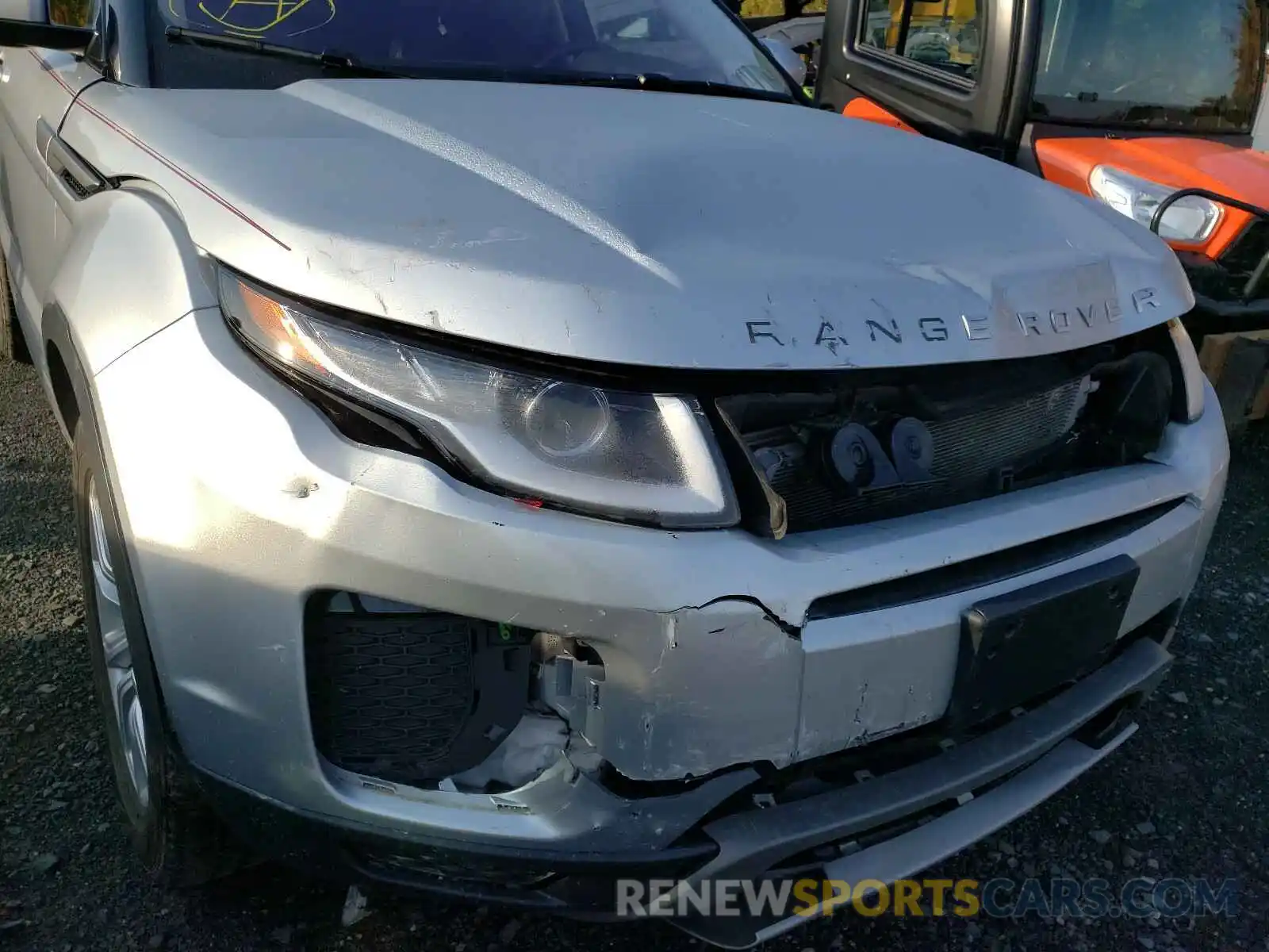 9 Photograph of a damaged car SALVP2RX9KH343299 LAND ROVER RANGEROVER 2019