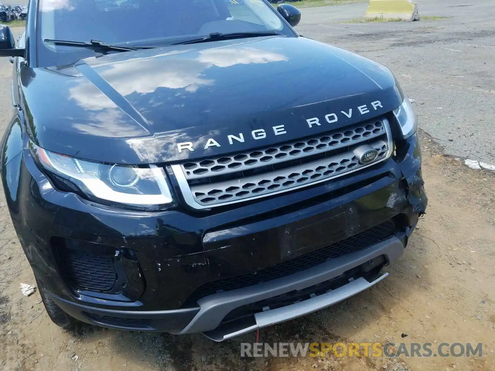 9 Фотография поврежденного автомобиля SALVP2RX9KH346610 LAND ROVER RANGEROVER 2019