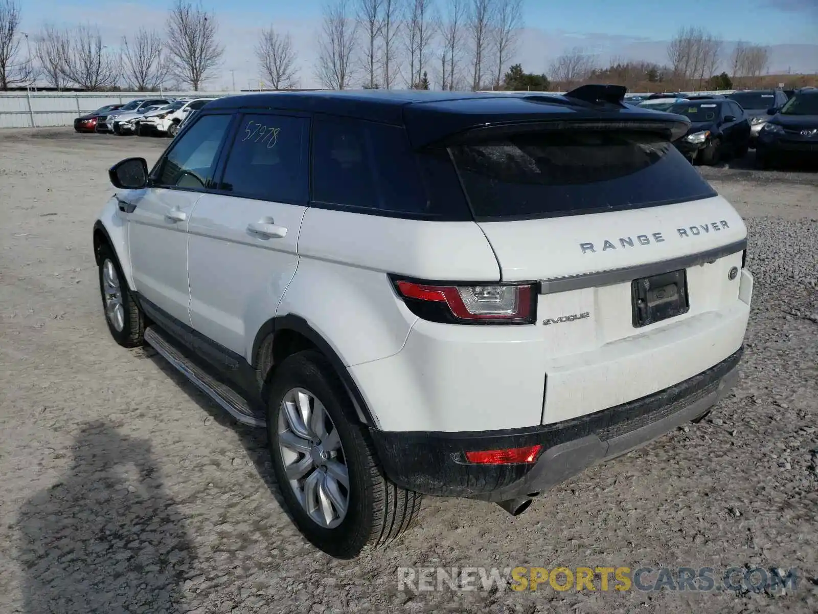 3 Photograph of a damaged car SALVP2RXXKH338192 LAND ROVER RANGEROVER 2019