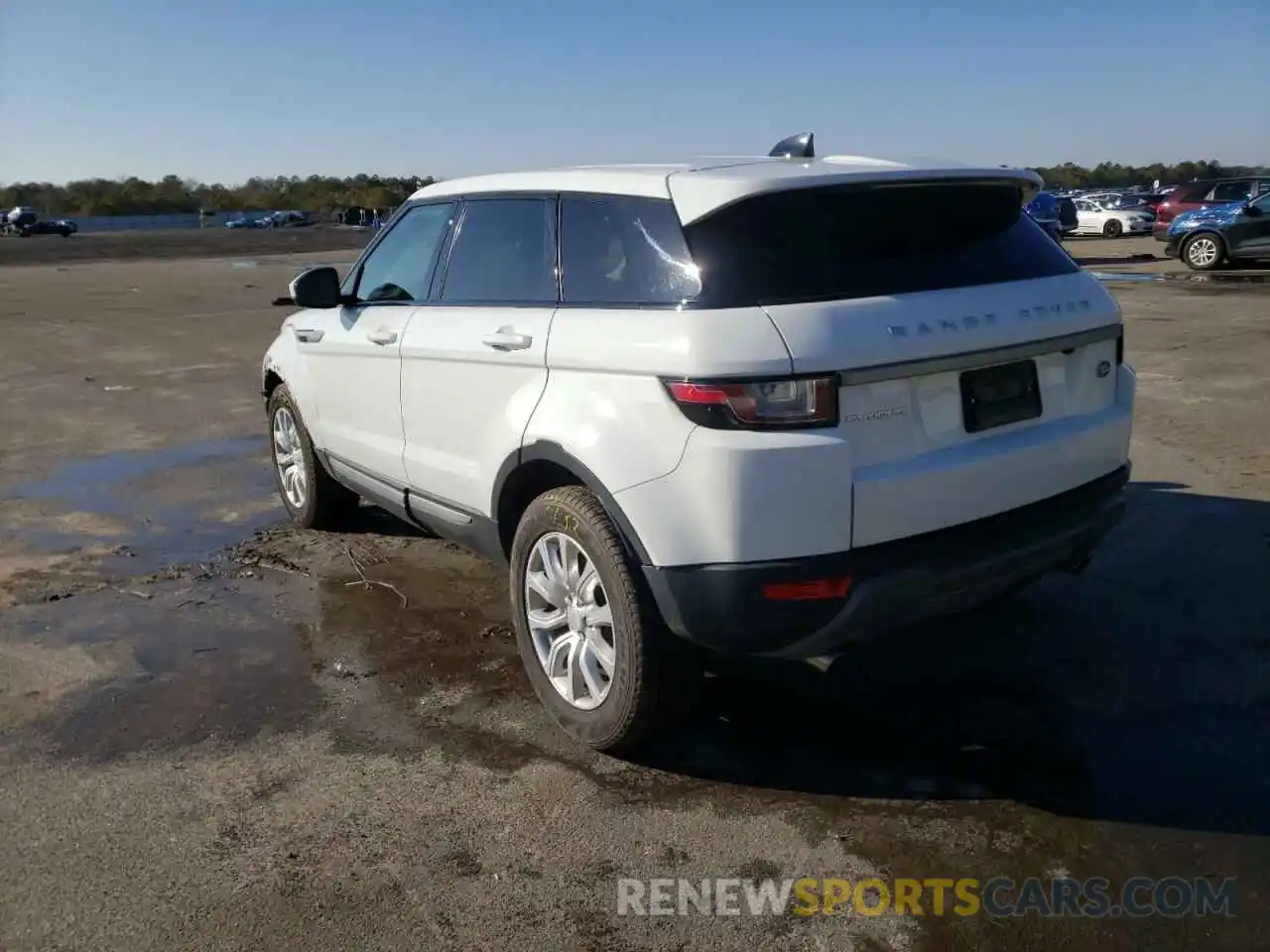 3 Photograph of a damaged car SALVP2RXXKH345501 LAND ROVER RANGEROVER 2019