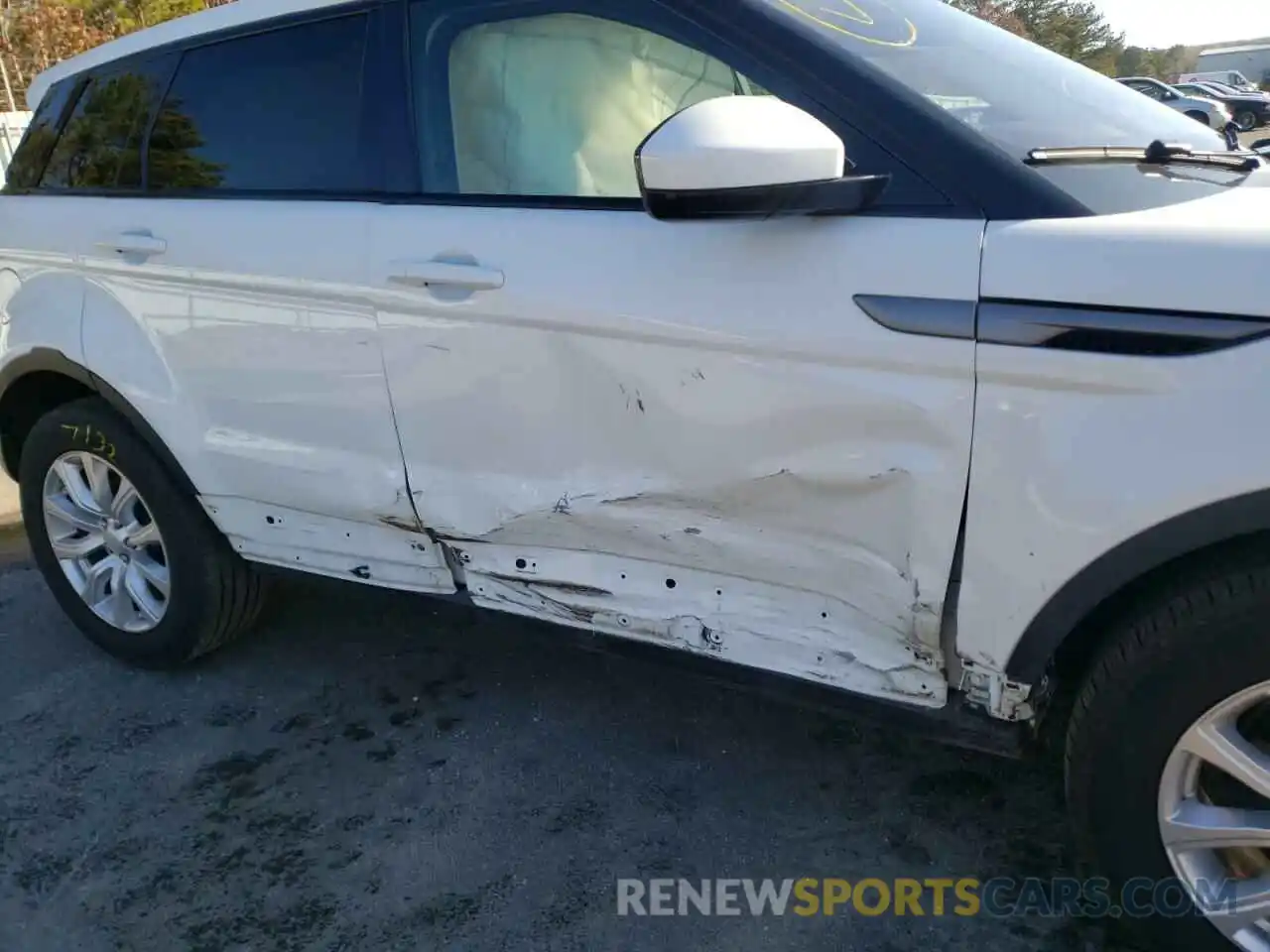 9 Photograph of a damaged car SALVP2RXXKH345501 LAND ROVER RANGEROVER 2019