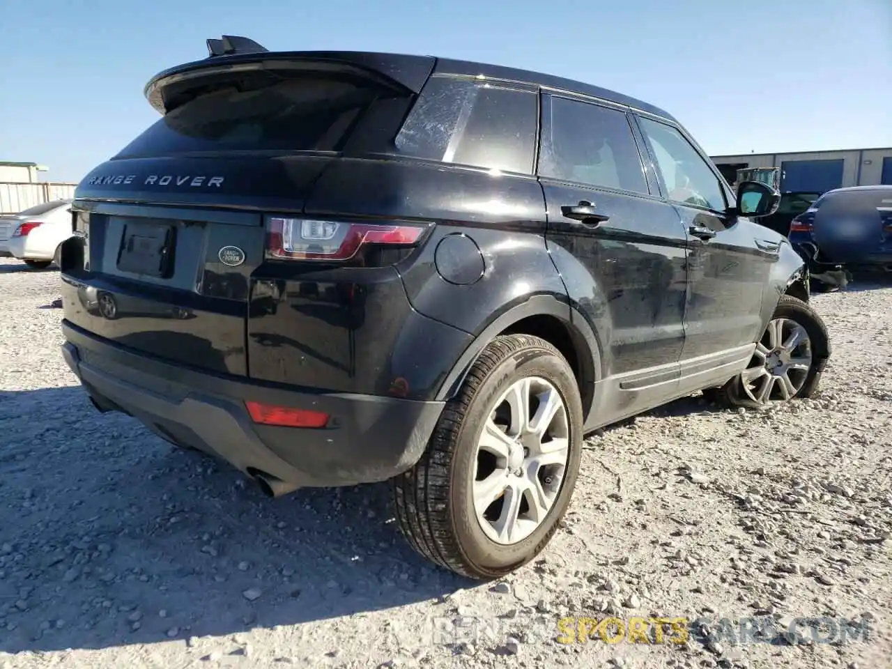 4 Photograph of a damaged car SALVP2RXXKH348723 LAND ROVER RANGEROVER 2019