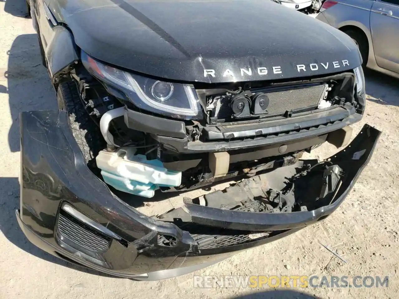 9 Photograph of a damaged car SALVR2RX4KH328011 LAND ROVER RANGEROVER 2019