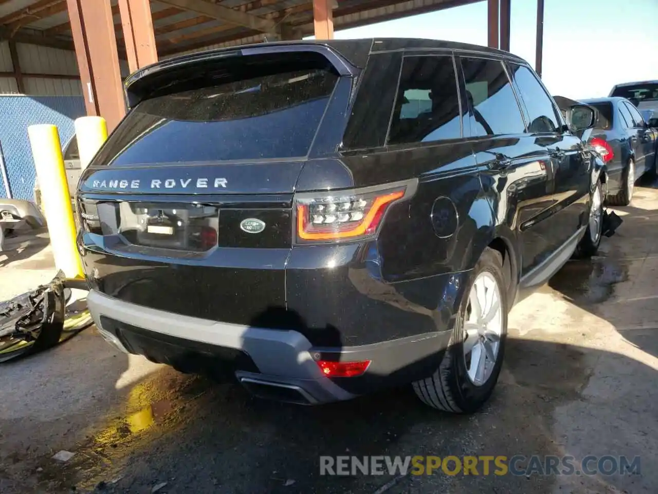 4 Photograph of a damaged car SALWG2RV9KA414917 LAND ROVER RANGEROVER 2019