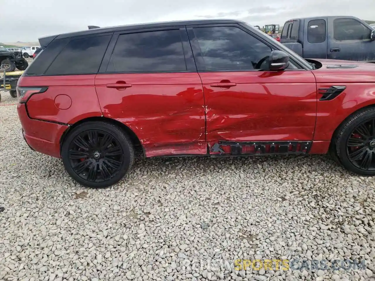 9 Photograph of a damaged car SALWR2RE0KA832583 LAND ROVER RANGEROVER 2019