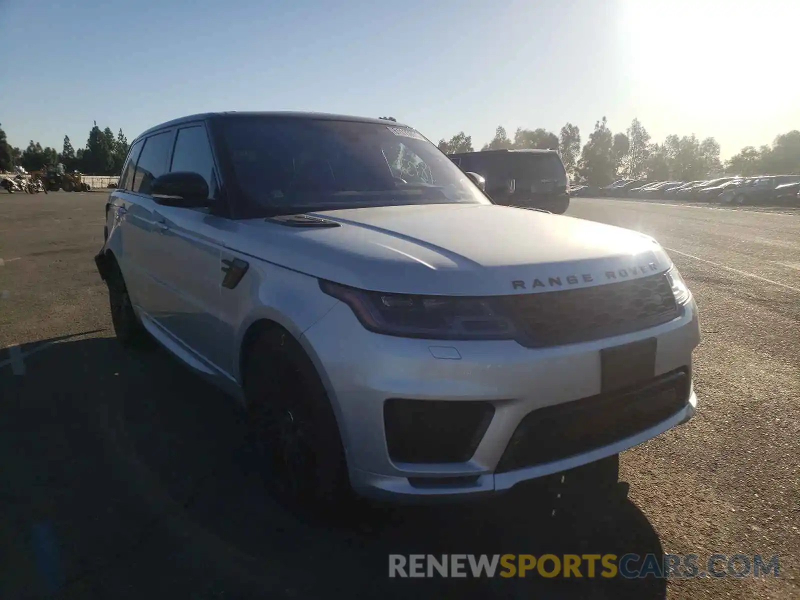 1 Фотография поврежденного автомобиля SALWR2RE0KA869973 LAND ROVER RANGEROVER 2019