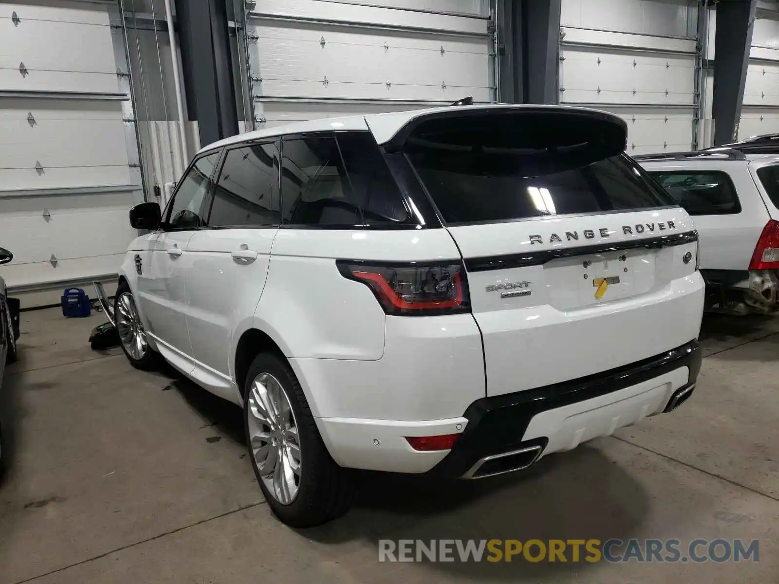 3 Photograph of a damaged car SALWR2RE1KA825013 LAND ROVER RANGEROVER 2019