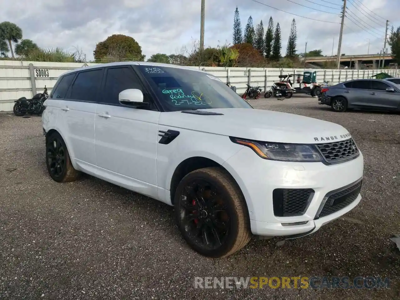 1 Photograph of a damaged car SALWR2RE2KA853452 LAND ROVER RANGEROVER 2019