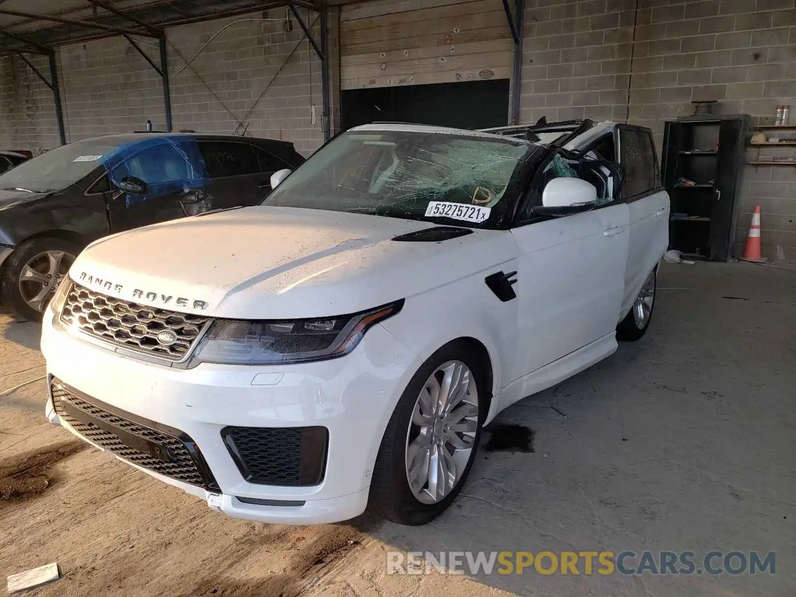 2 Фотография поврежденного автомобиля SALWR2RE2KA855122 LAND ROVER RANGEROVER 2019