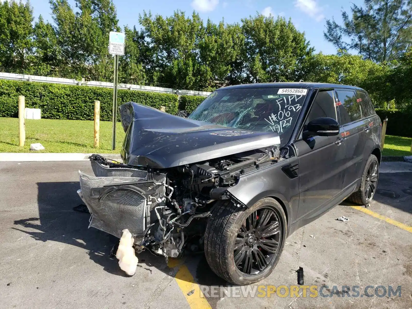 2 Фотография поврежденного автомобиля SALWR2RE3KA840693 LAND ROVER RANGEROVER 2019