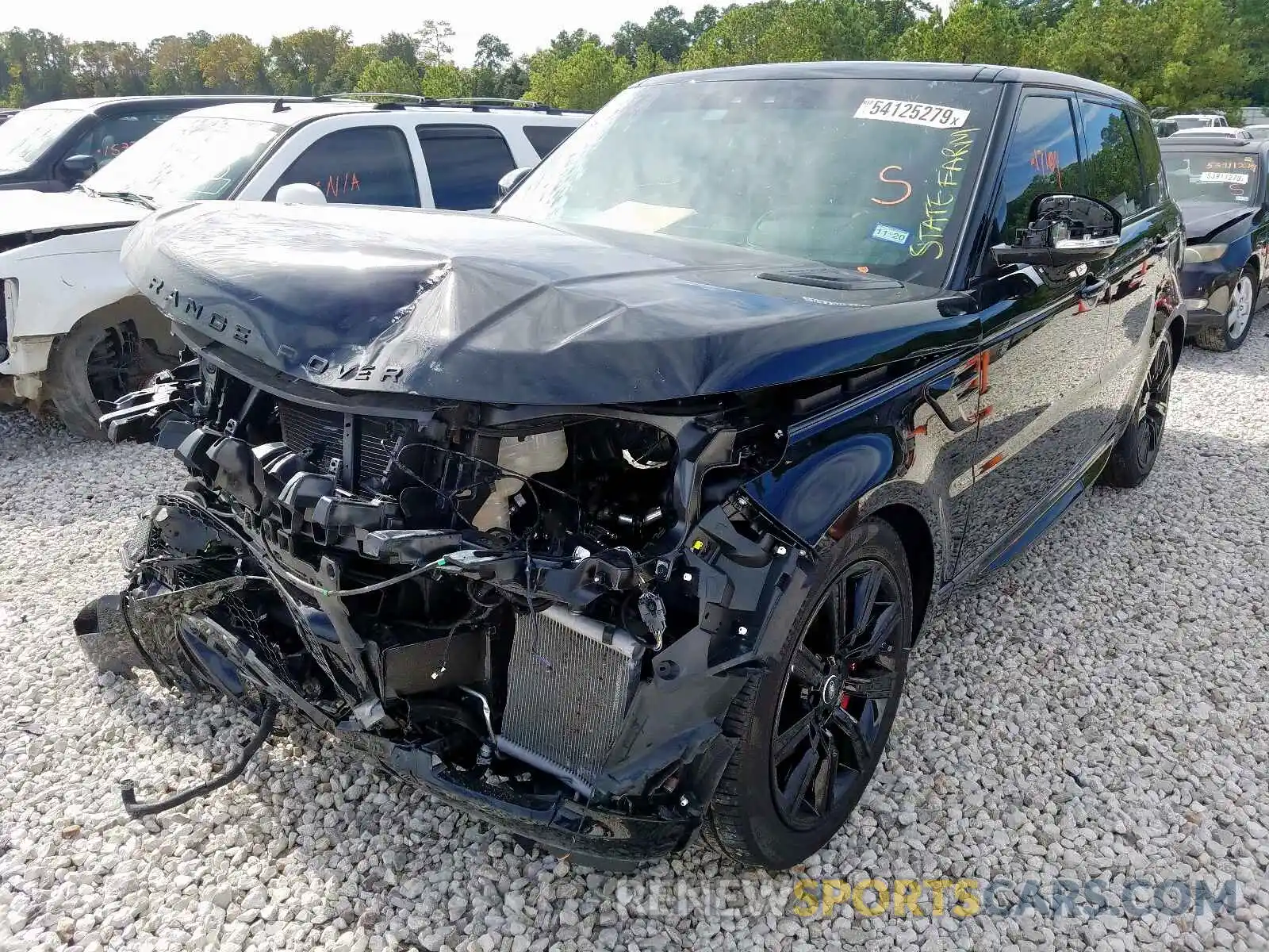 2 Photograph of a damaged car SALWR2RE6KA820762 LAND ROVER RANGEROVER 2019