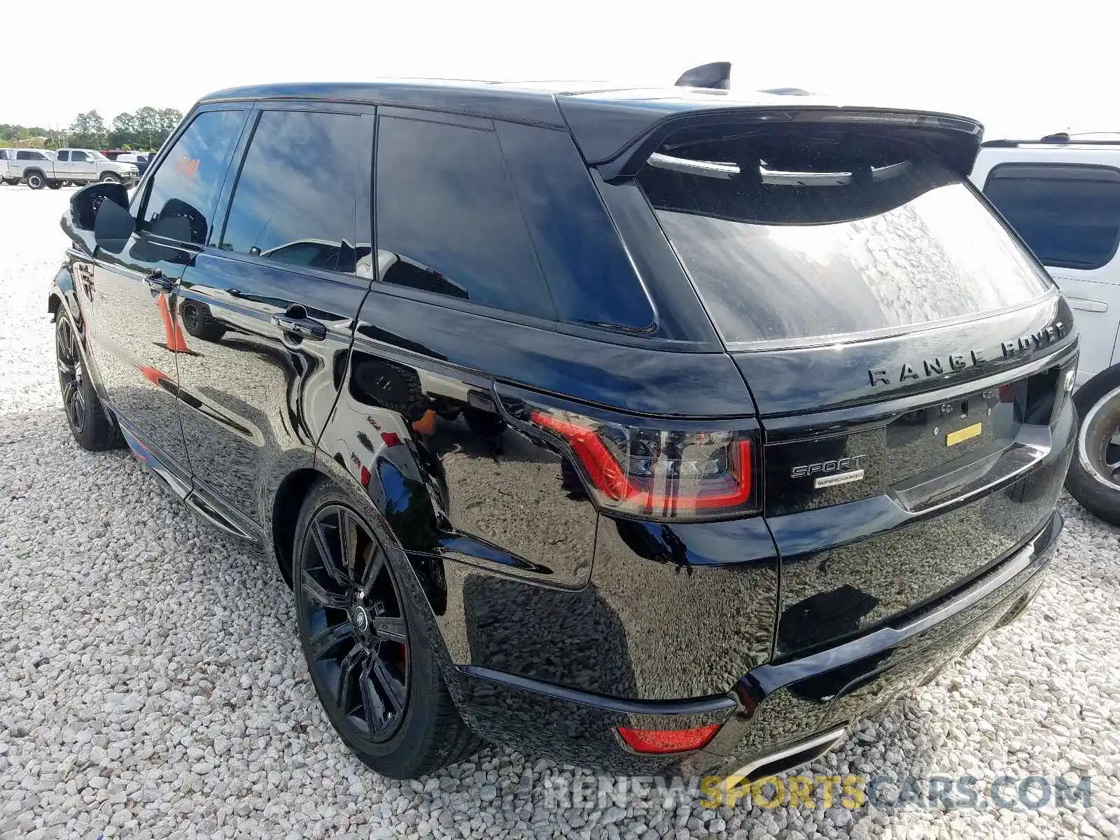 3 Photograph of a damaged car SALWR2RE6KA820762 LAND ROVER RANGEROVER 2019