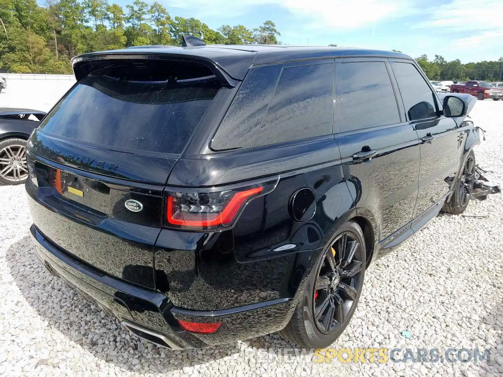 4 Фотография поврежденного автомобиля SALWR2RE6KA820762 LAND ROVER RANGEROVER 2019