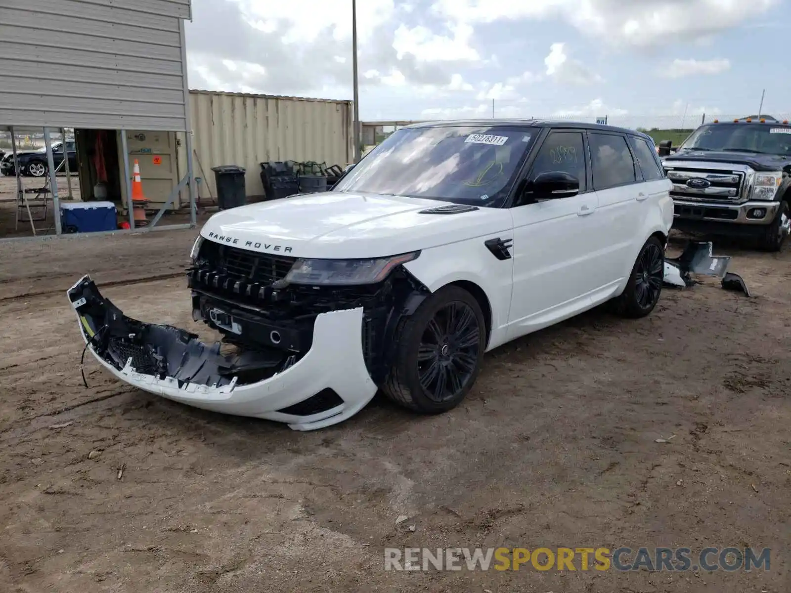 2 Фотография поврежденного автомобиля SALWR2RE6KA833687 LAND ROVER RANGEROVER 2019