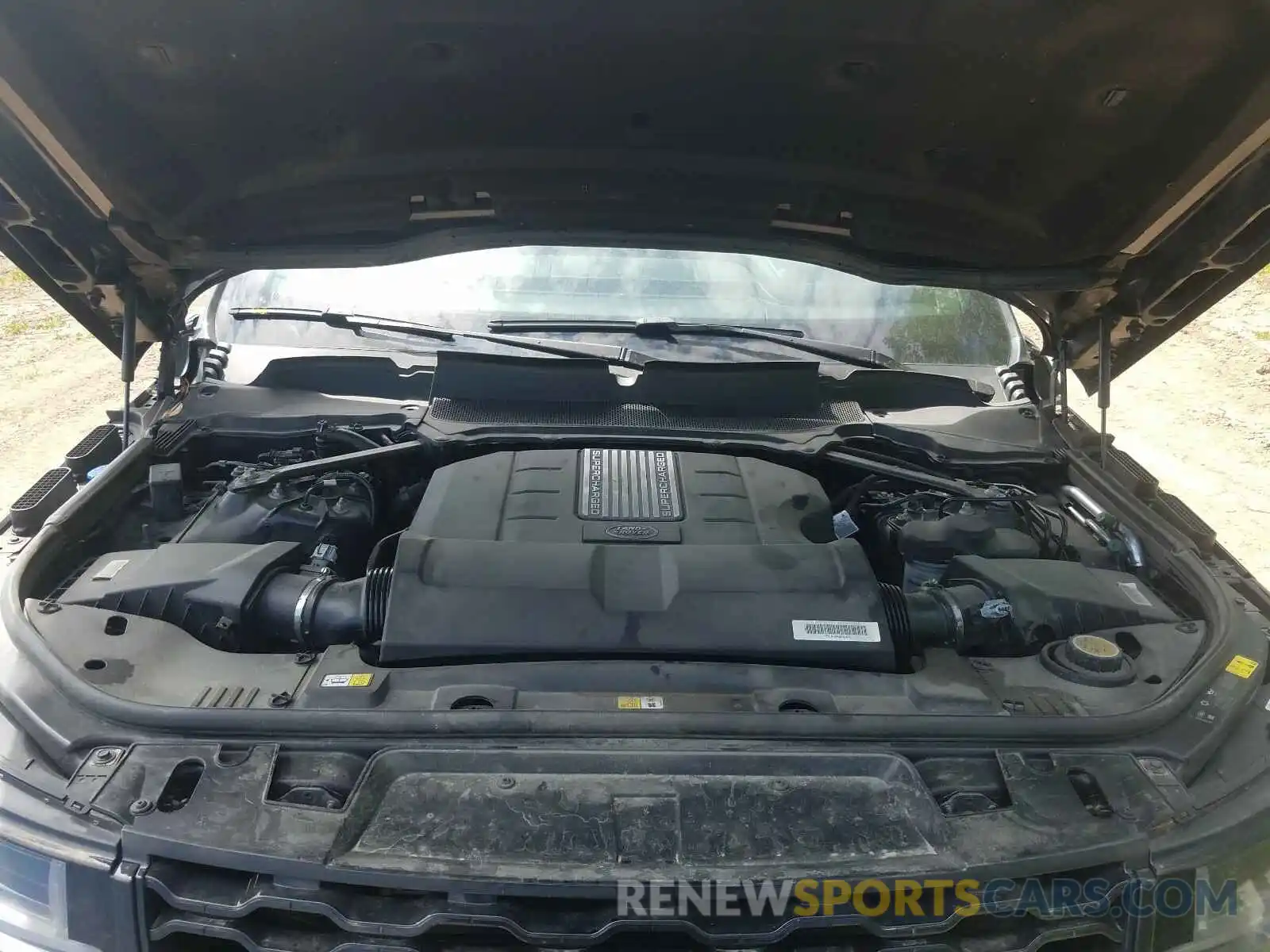 7 Photograph of a damaged car SALWR2RE6KA865815 LAND ROVER RANGEROVER 2019