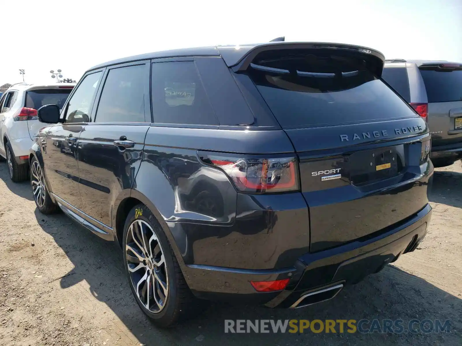 3 Фотография поврежденного автомобиля SALWR2RE9KA818276 LAND ROVER RANGEROVER 2019