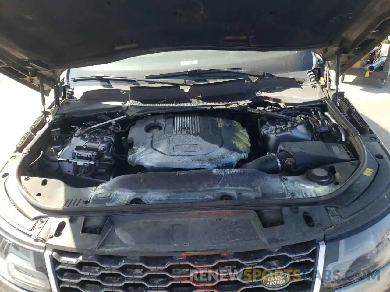 7 Photograph of a damaged car SALWR2RK0KA815336 LAND ROVER RANGEROVER 2019