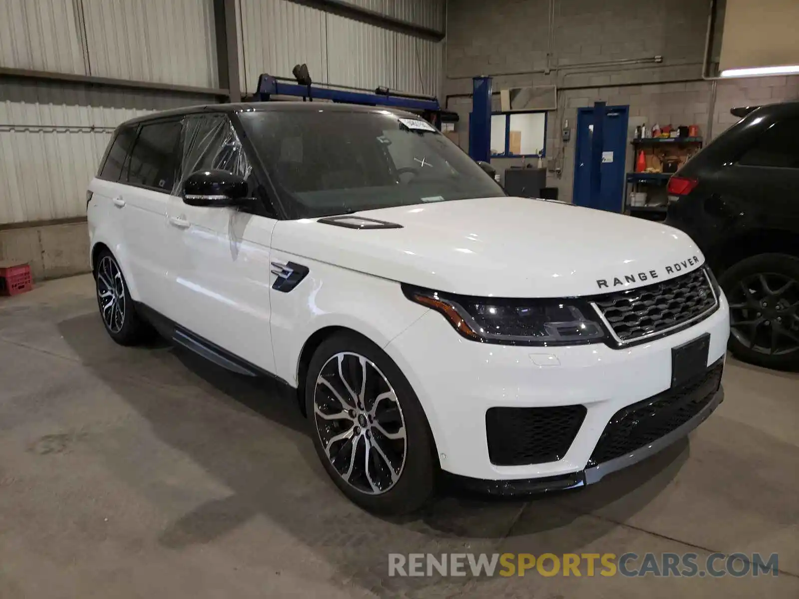 1 Photograph of a damaged car SALWR2RK1KA864934 LAND ROVER RANGEROVER 2019