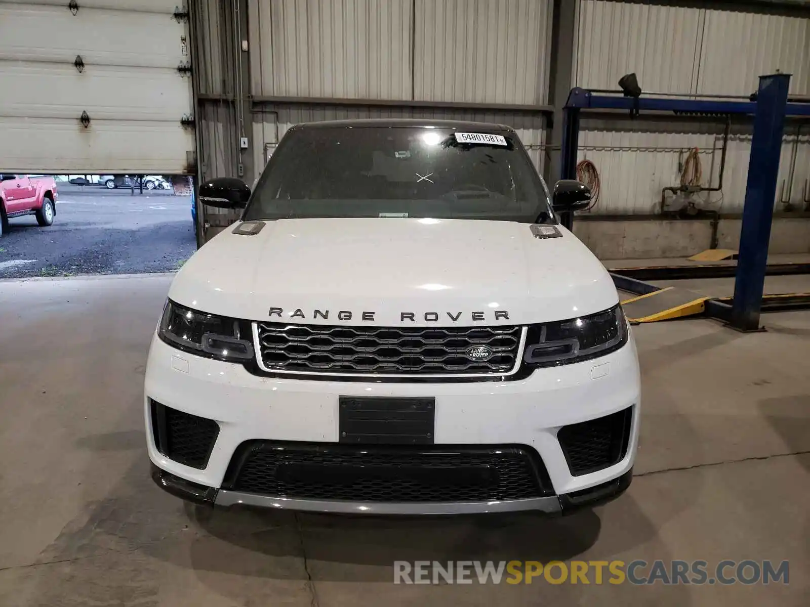 9 Photograph of a damaged car SALWR2RK1KA864934 LAND ROVER RANGEROVER 2019