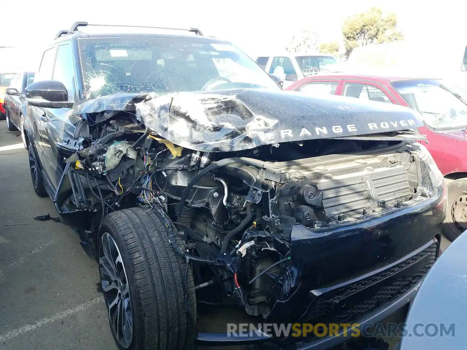 1 Photograph of a damaged car SALWR2RK1KA865422 LAND ROVER RANGEROVER 2019