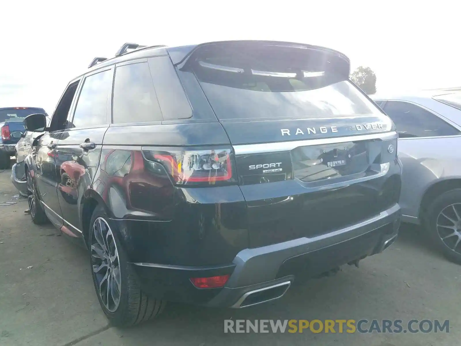 3 Photograph of a damaged car SALWR2RK1KA865422 LAND ROVER RANGEROVER 2019