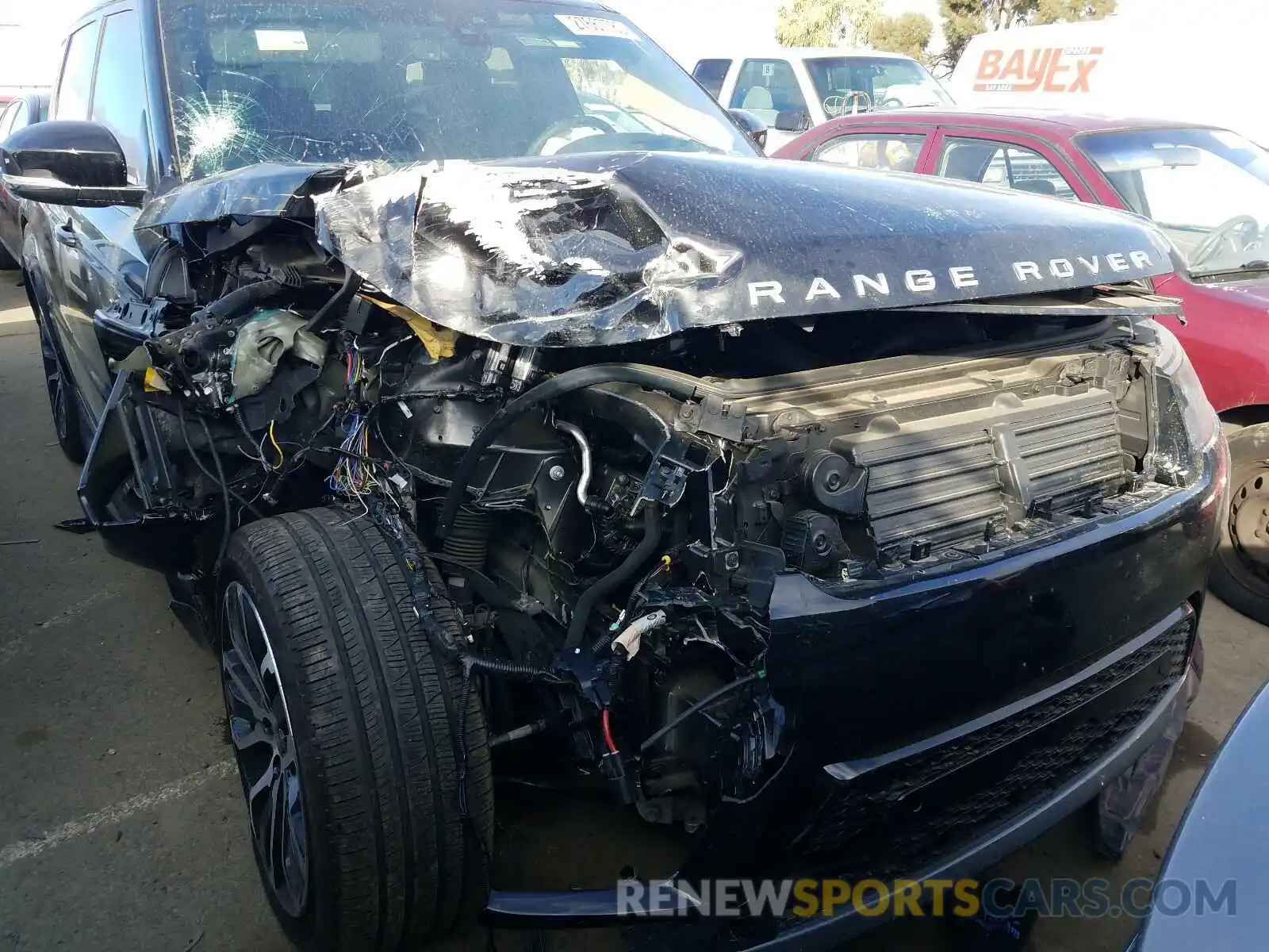 9 Photograph of a damaged car SALWR2RK1KA865422 LAND ROVER RANGEROVER 2019