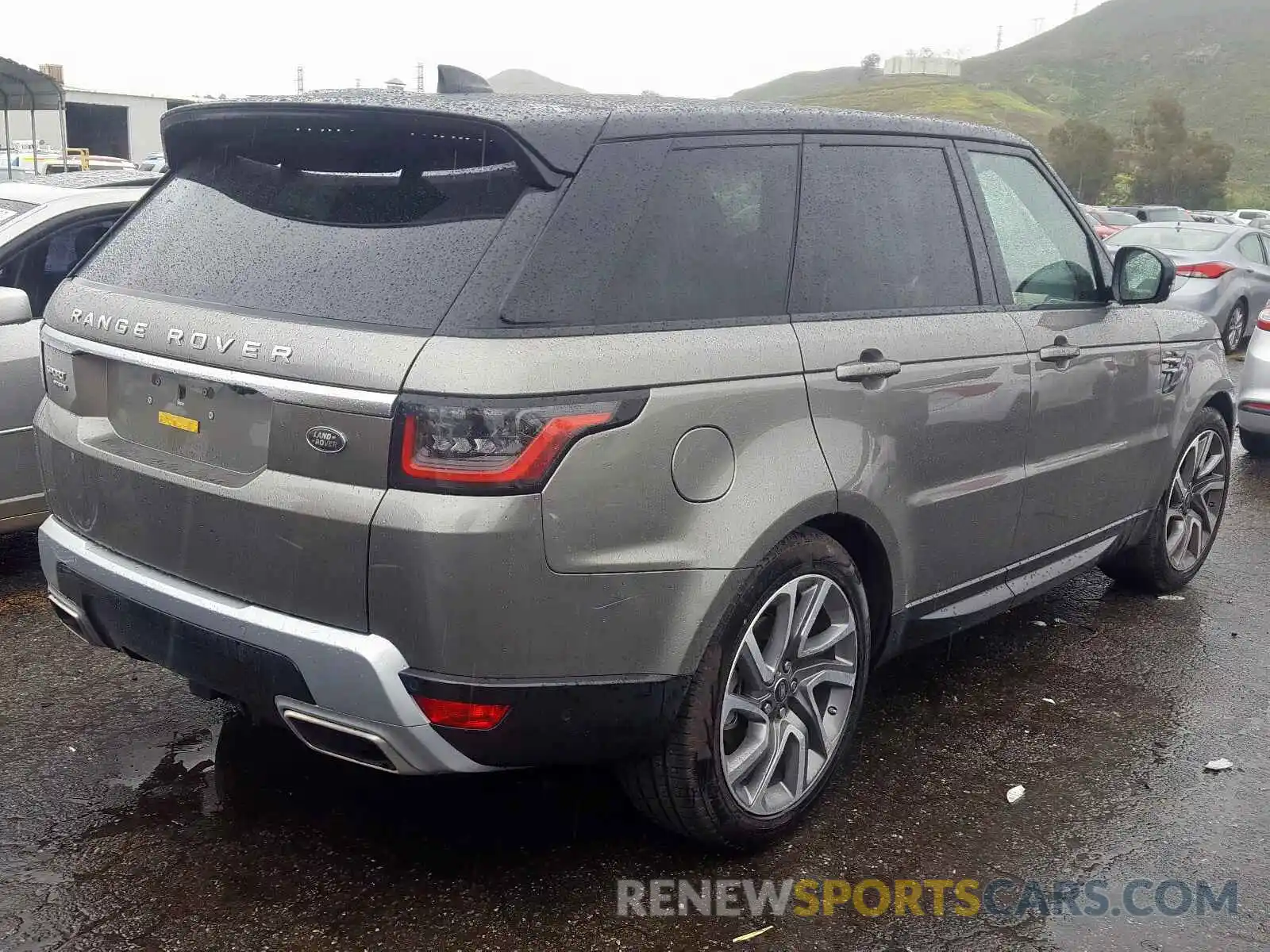 4 Photograph of a damaged car SALWR2RK2KA427007 LAND ROVER RANGEROVER 2019