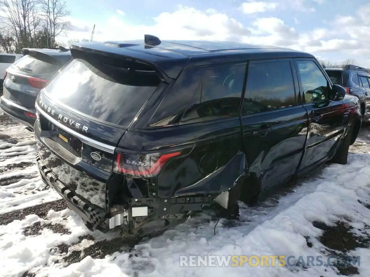 4 Photograph of a damaged car SALWR2RK5KA818264 LAND ROVER RANGEROVER 2019